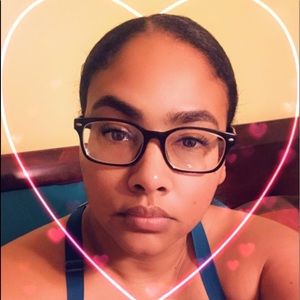 Meet your Posher, Isabel